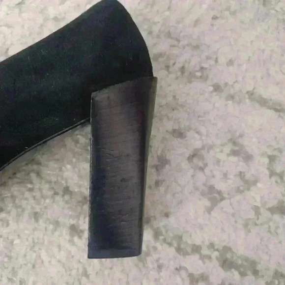 Gucci Scarpa Elegante Pelle Guarn. Met. Suola Cuio Block Heel Pump 7 - Picture 16 of 16